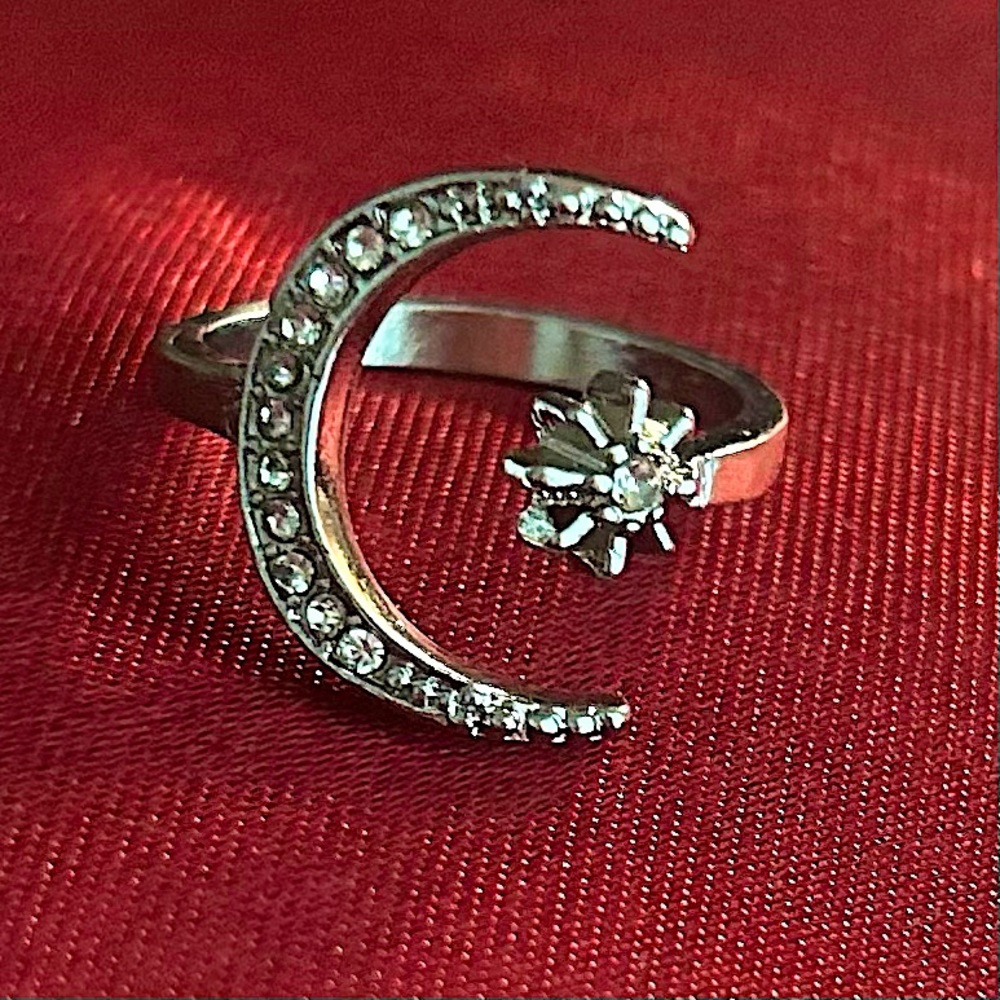 Star and moon ring